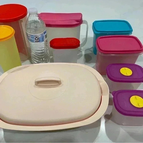 Tupperware Bundle Lot Of 9 - Picture 1 of 8